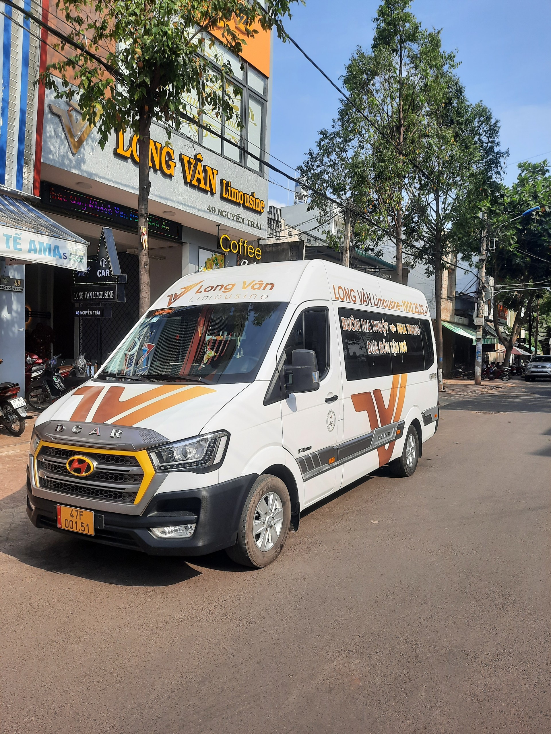 xe-limousine-9-cho-phan-thiet