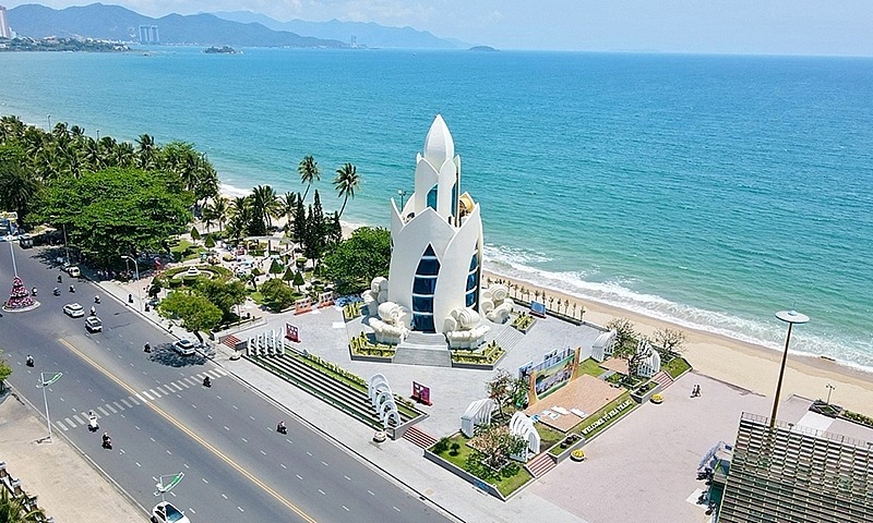 du-lich-nha-trang-thang-may