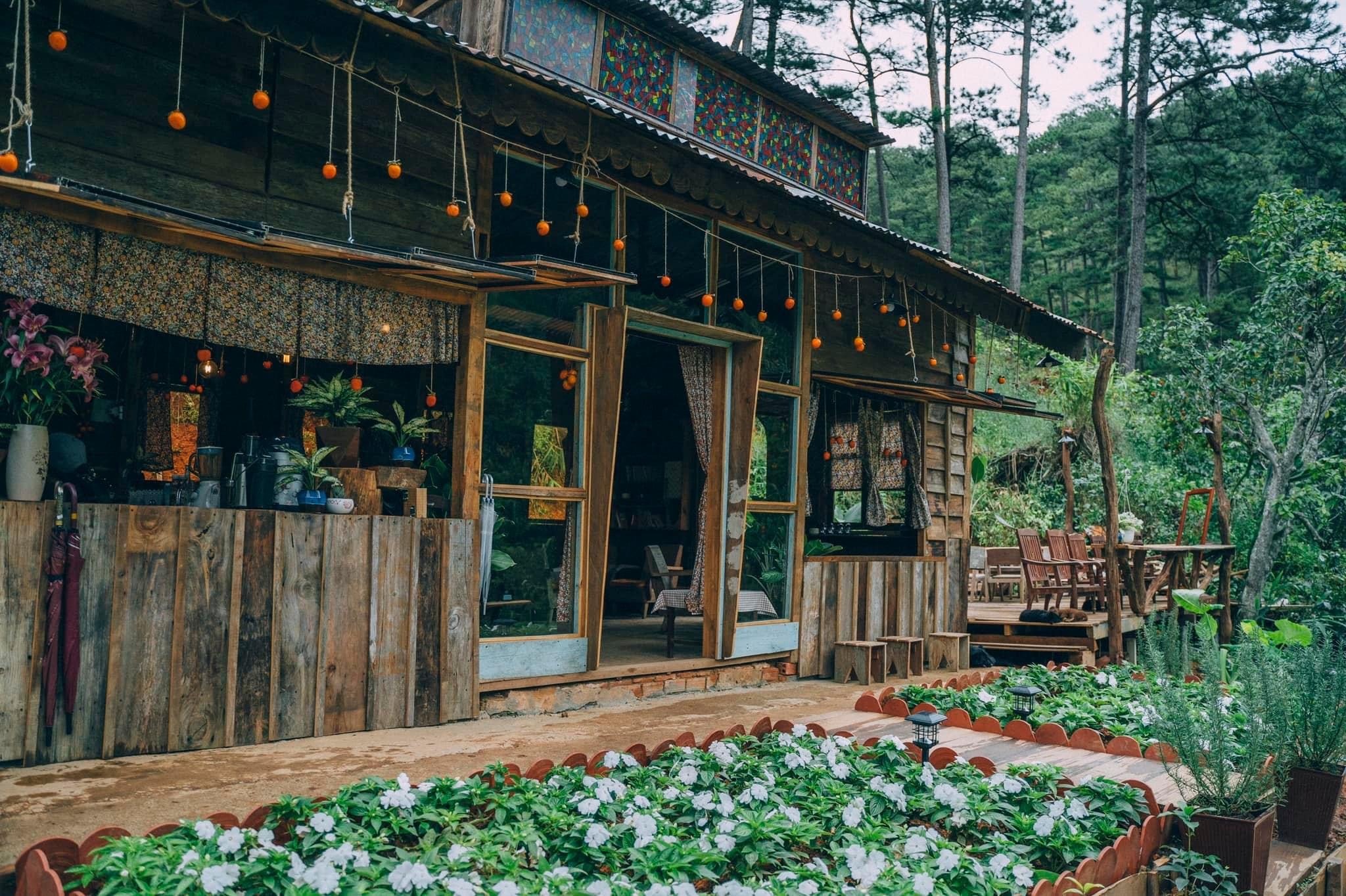 quan-cafe-da-lat