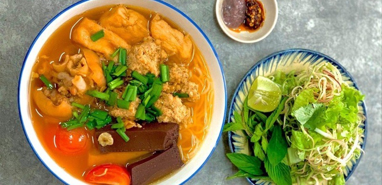 canh-bun-bun-rieu