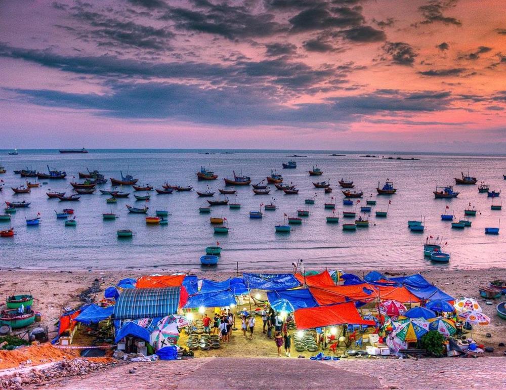 Cho-hai-san-Phan-Thiet