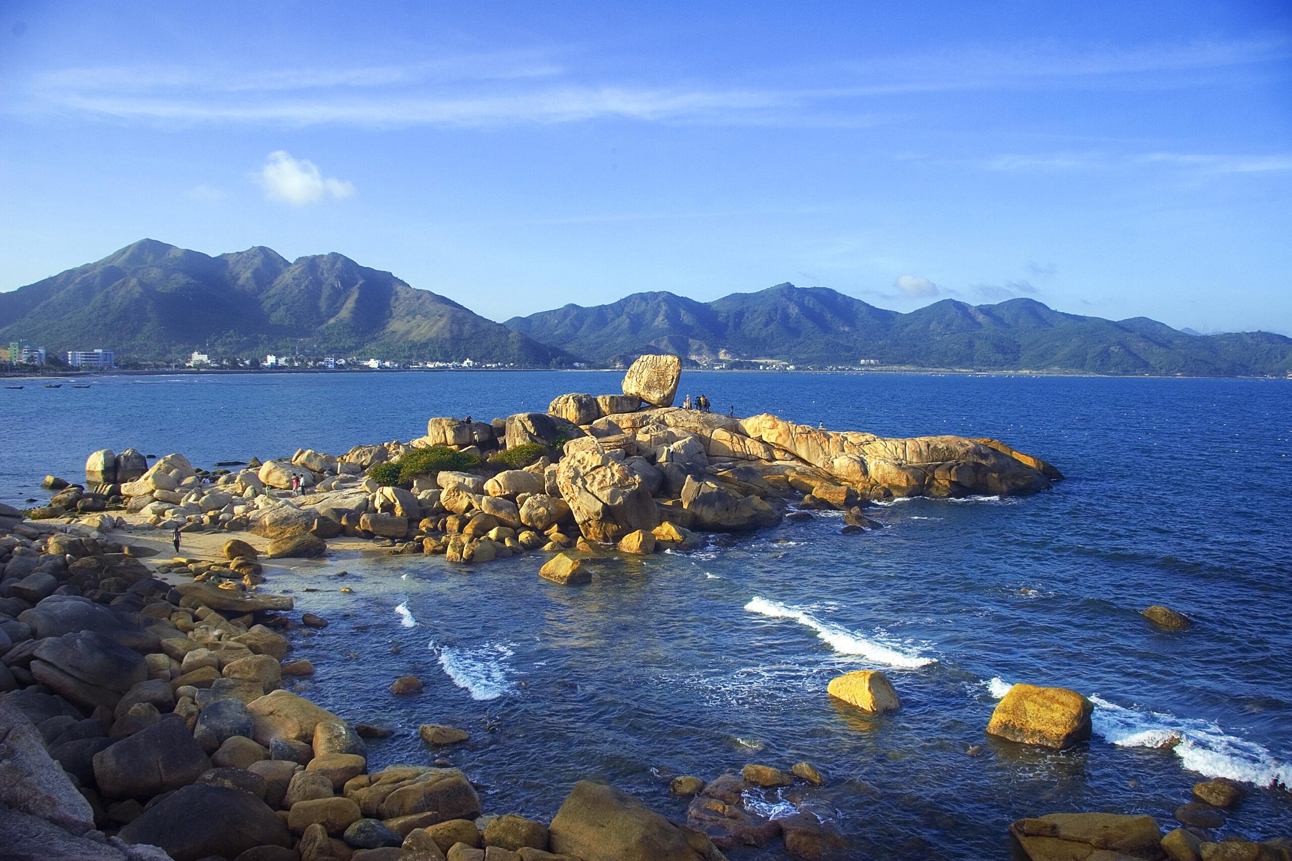 bai-hon-chong-nha-trang